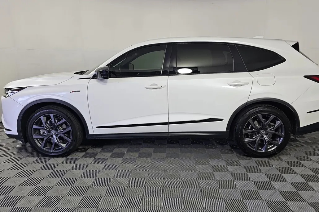 2022 Acura MDX A-Spec photo 1
