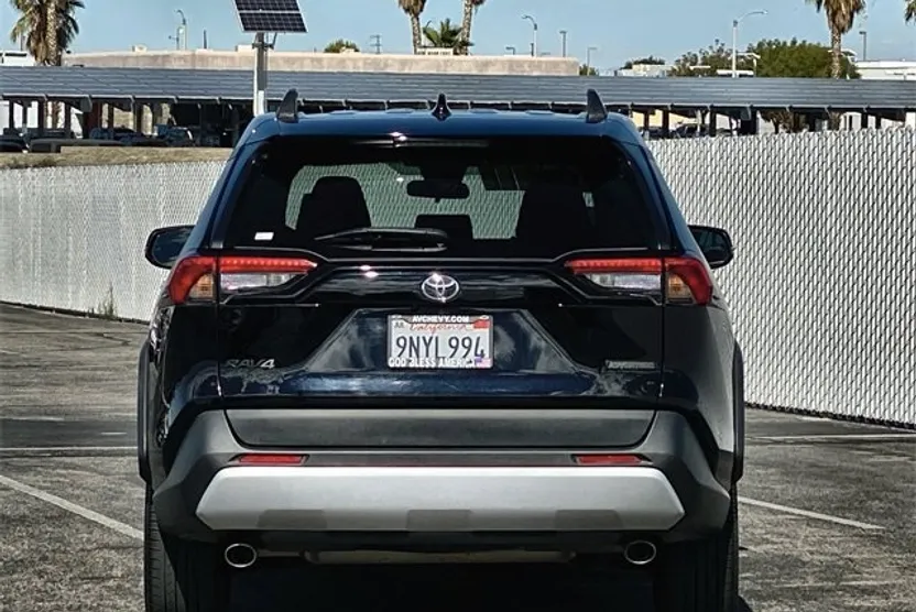 2023 Toyota RAV4 Adventure photo 1
