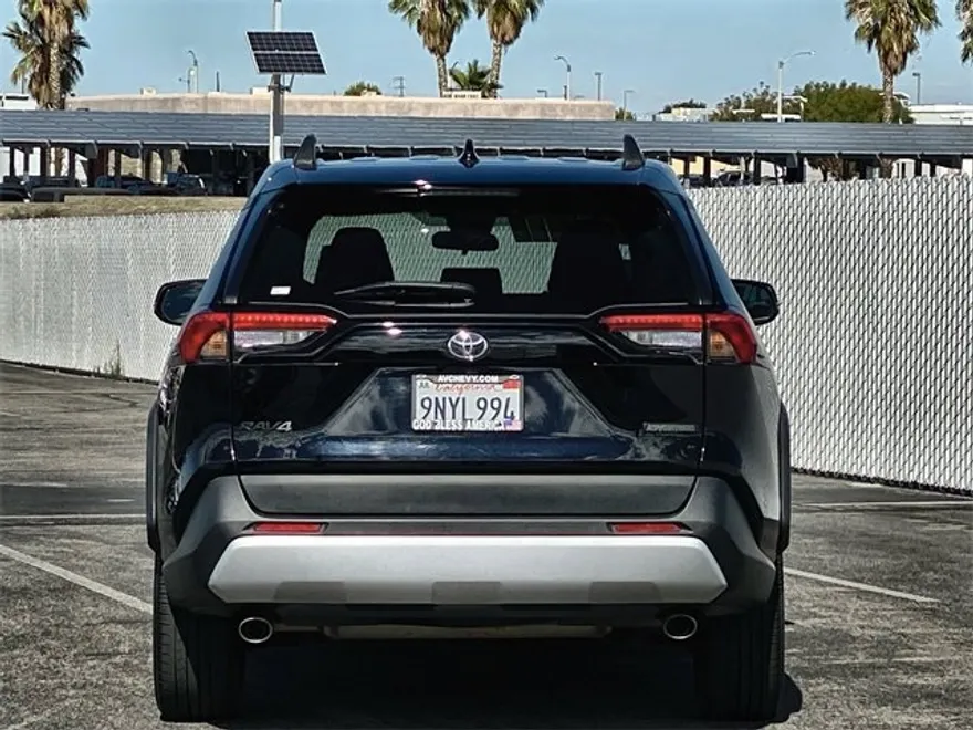 2023 Toyota RAV4 Adventure photo 1