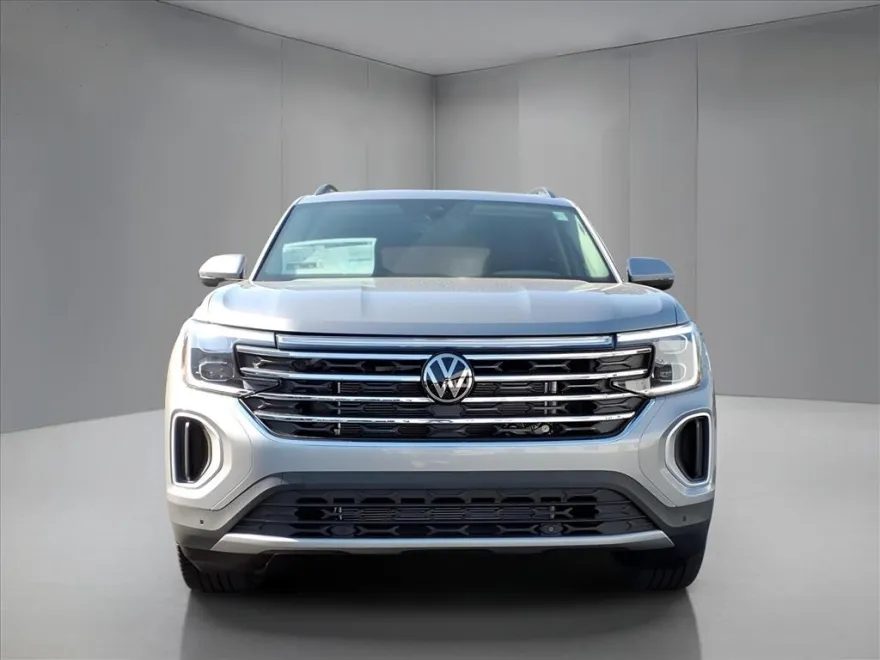2026 Volkswagen Atlas SE Technology photo 1