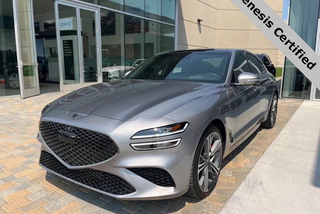 2025 Genesis G70 3.3T Sport Advanced photo 1