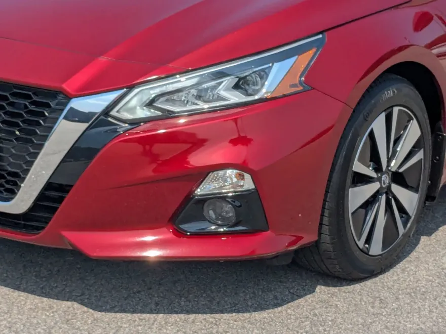 2022 Nissan Altima 2.5 SL photo 1