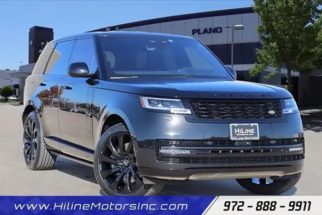 2023 Land Rover Range Rover SE photo 1
