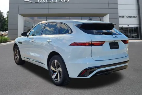 2024 Jaguar F-PACE P250 R-Dynamic S photo 3