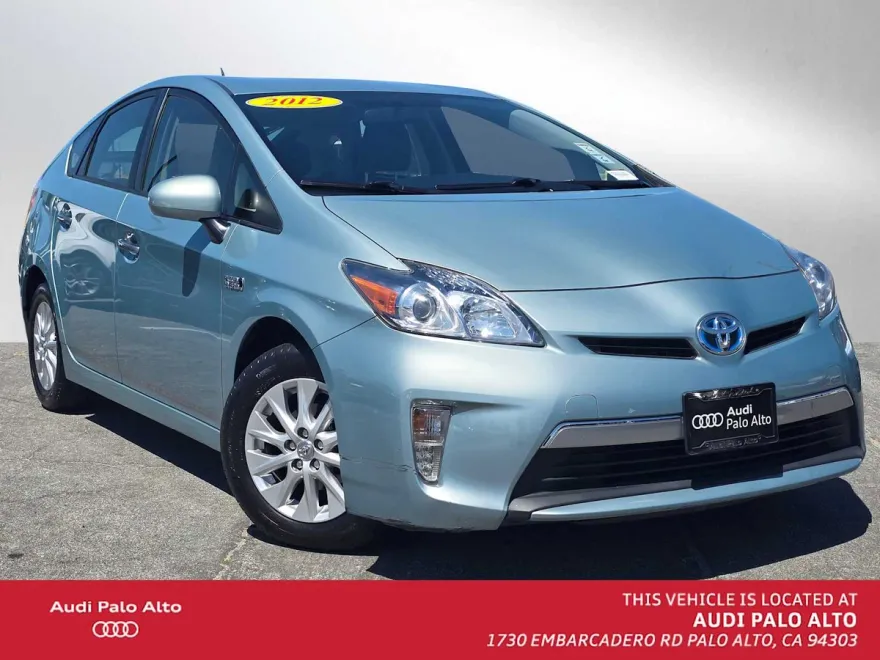 2012 Toyota Prius Plug-in photo 1