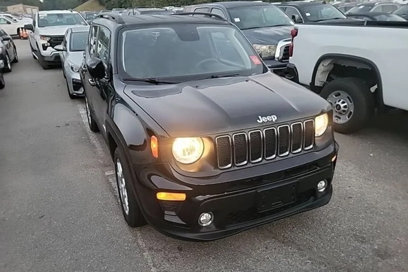 2019 Jeep Renegade Latitude photo 1