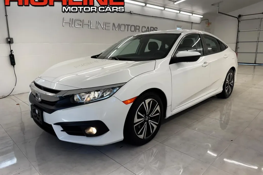 2018 Honda Civic EX-T photo 1