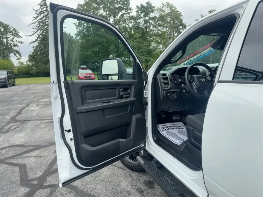 2026 Ram 2500 Tradesman photo 1