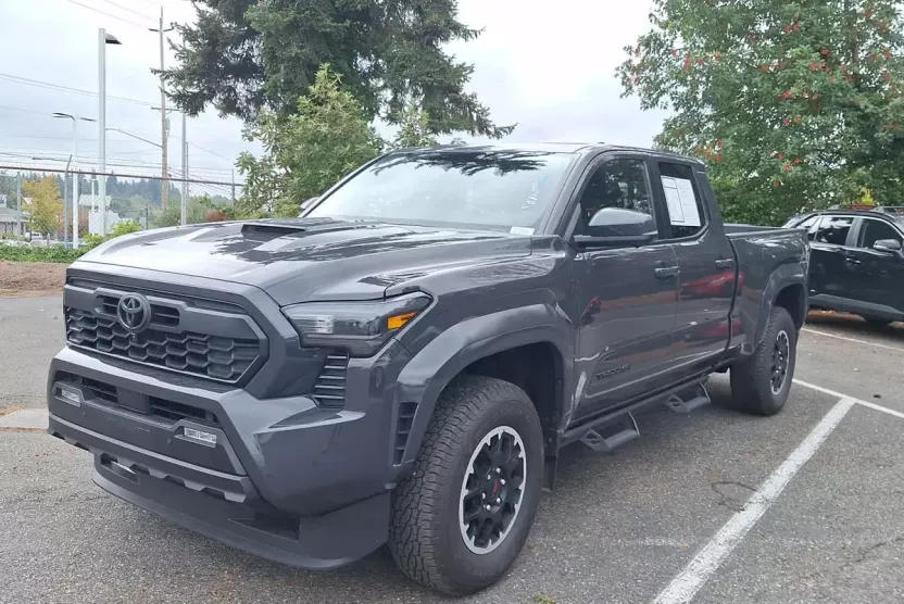 2024 Toyota Tacoma TRD Sport Double Cab photo 1