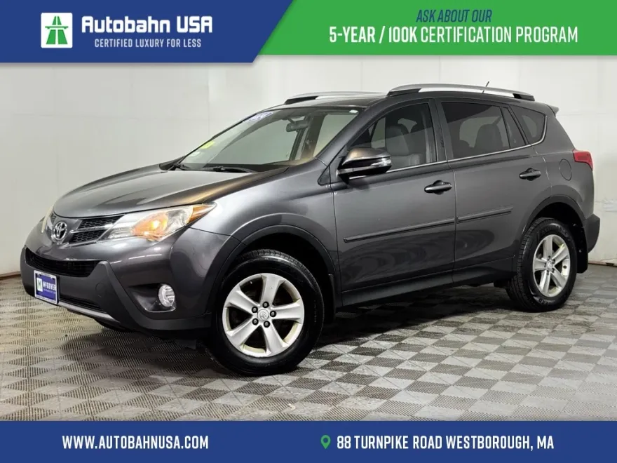 2014 Toyota RAV4 XLE photo 1