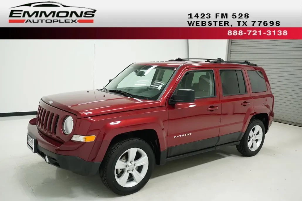 2012 Jeep Patriot Latitude photo 1