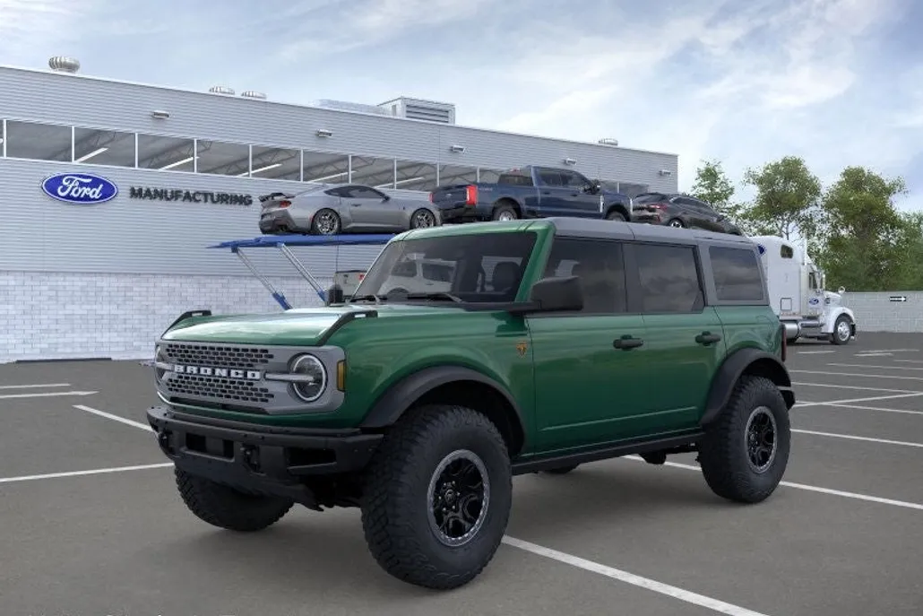 2025 Ford Bronco Badlands photo 1