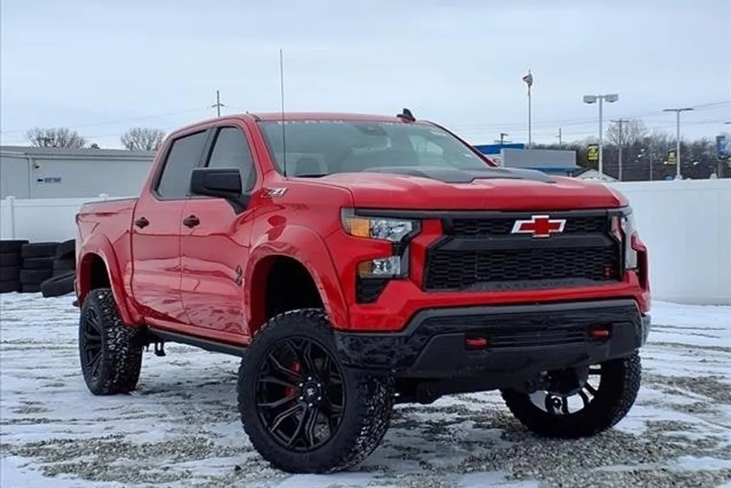 2024 Chevrolet Silverado 1500 Custom Trail Boss photo 1