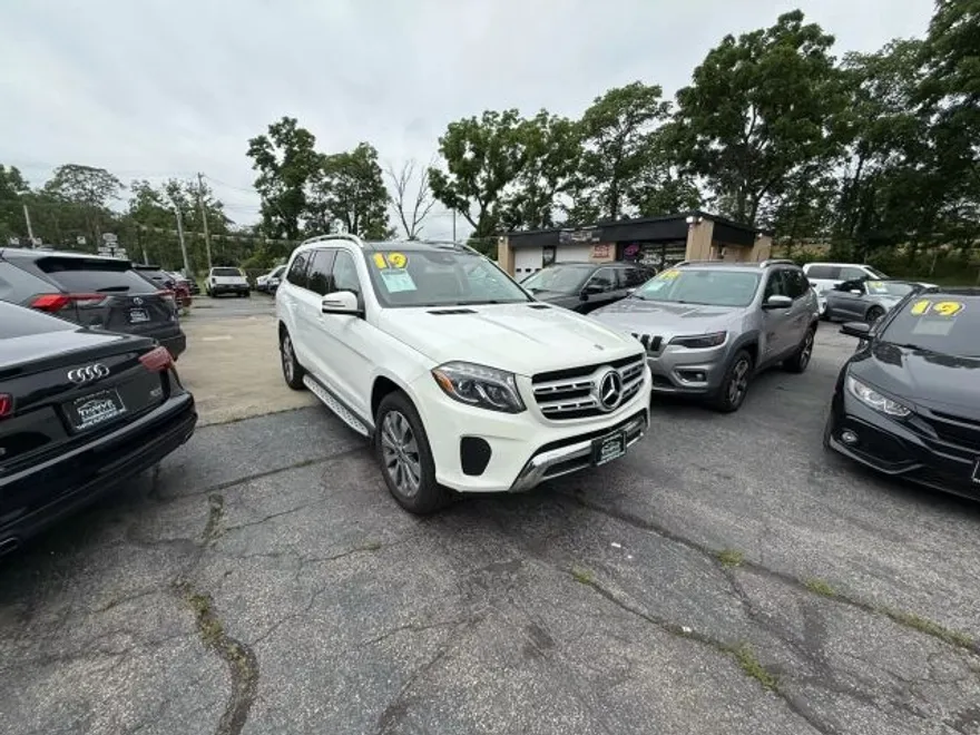 2019 Mercedes Benz GLS 450 4MATIC photo 1