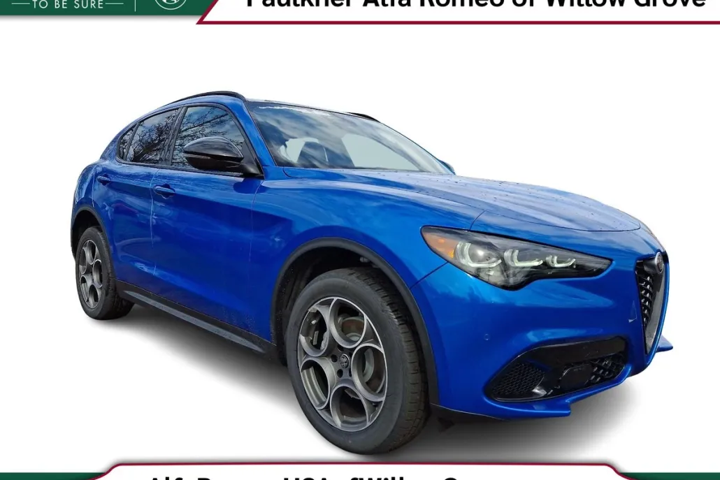 2025 Alfa Romeo Stelvio Sprint photo 1