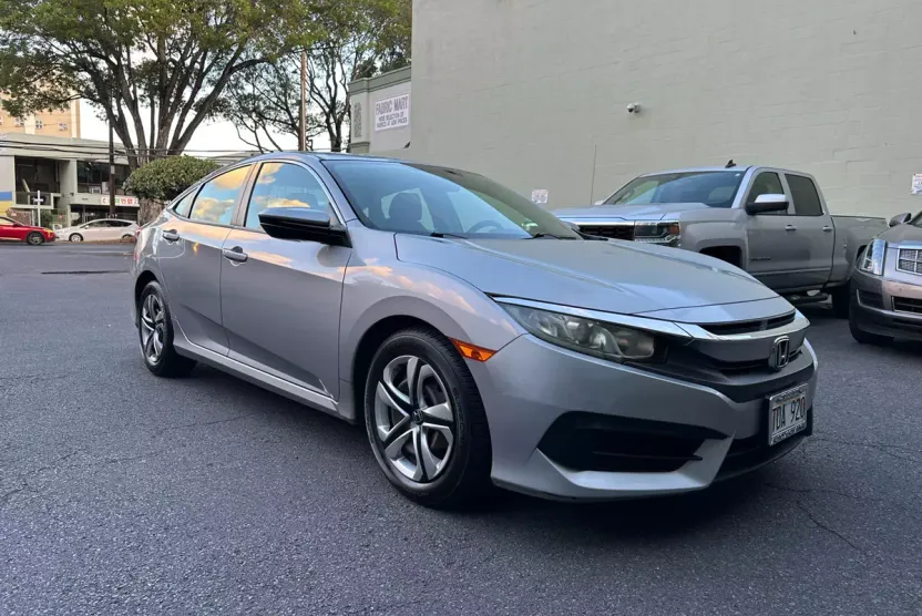 2016 Honda Civic LX photo 1