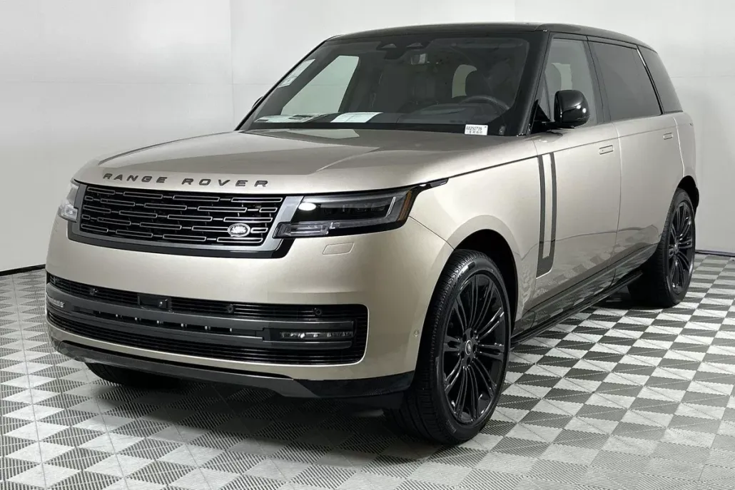 2025 Land Rover Range Rover SE photo 1