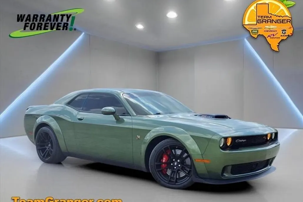 2021 Dodge Challenger R/T Scat Pack Widebody photo 1