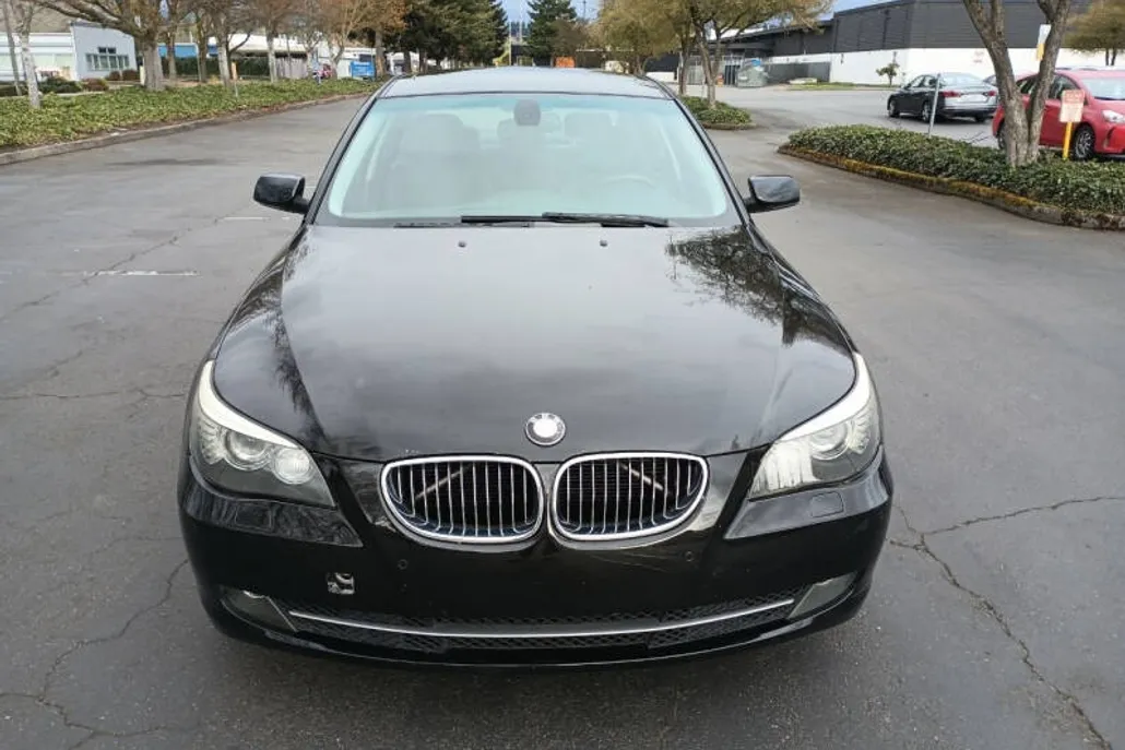 2008 Bmw 528i 5-series photo 1