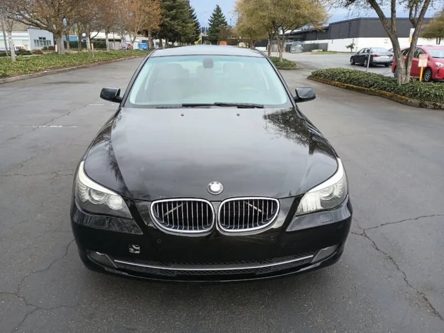 2008 Bmw 528i 5-series photo 1