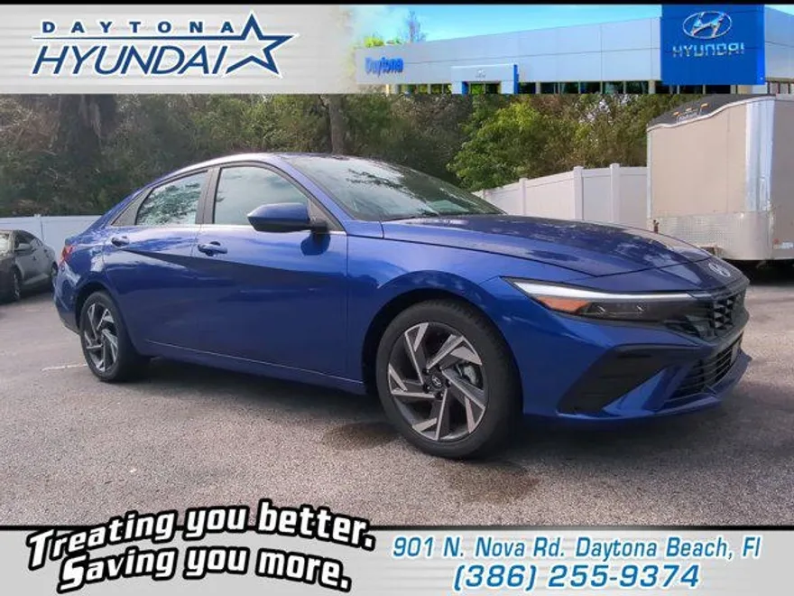 2025 Hyundai Elantra SEL Convenience photo 1