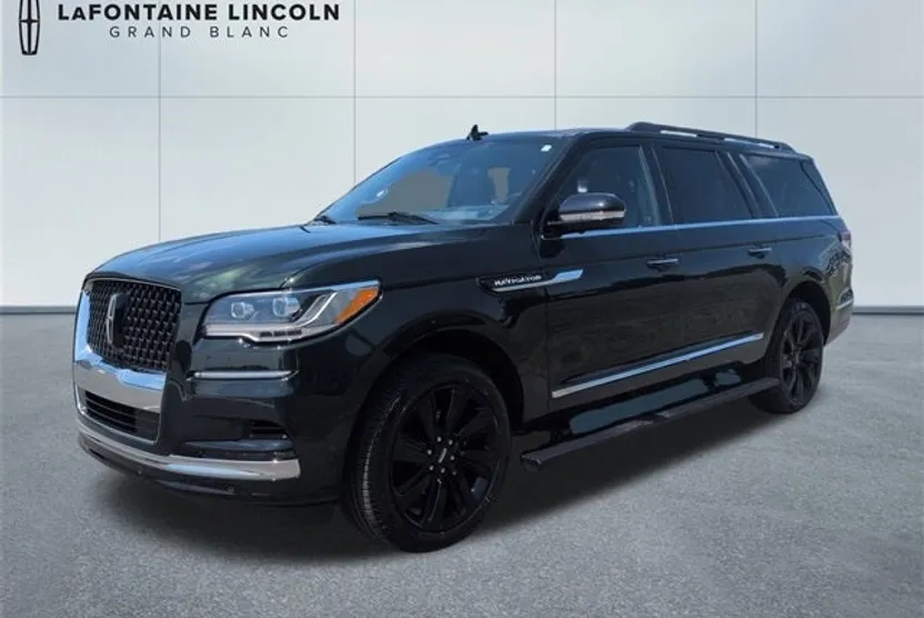 2024 Lincoln Navigator Black Label photo 1