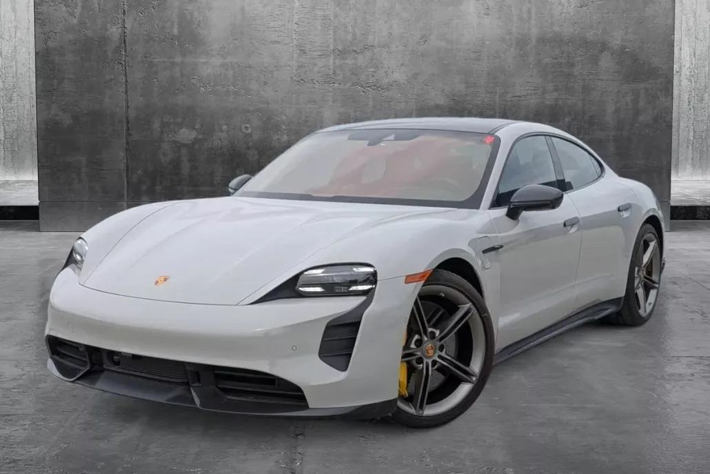 2024 Porsche Taycan Turbo S photo 1