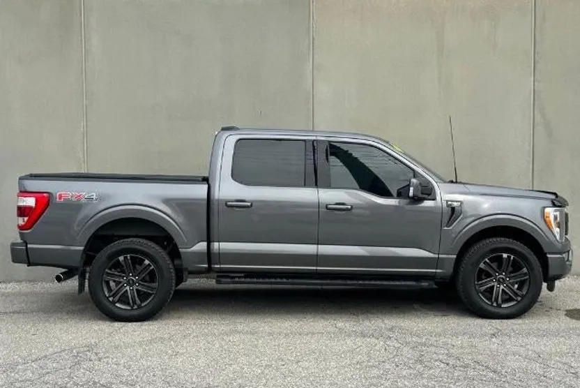 2022 Ford F-150 Lariat photo 1