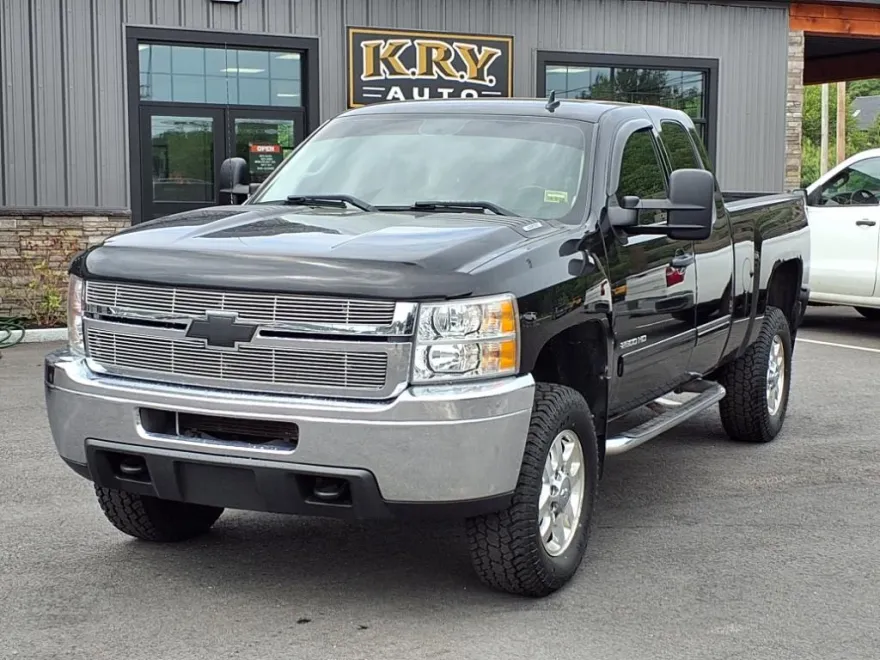 2013 Chevrolet Silverado 2500HD LT photo 1