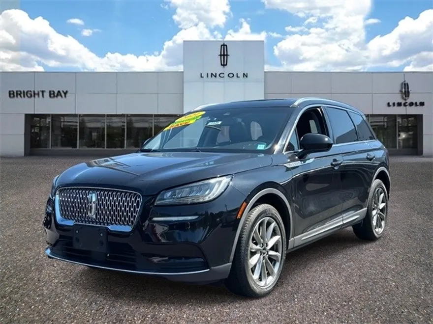 2021 Lincoln Corsair Standard photo 1
