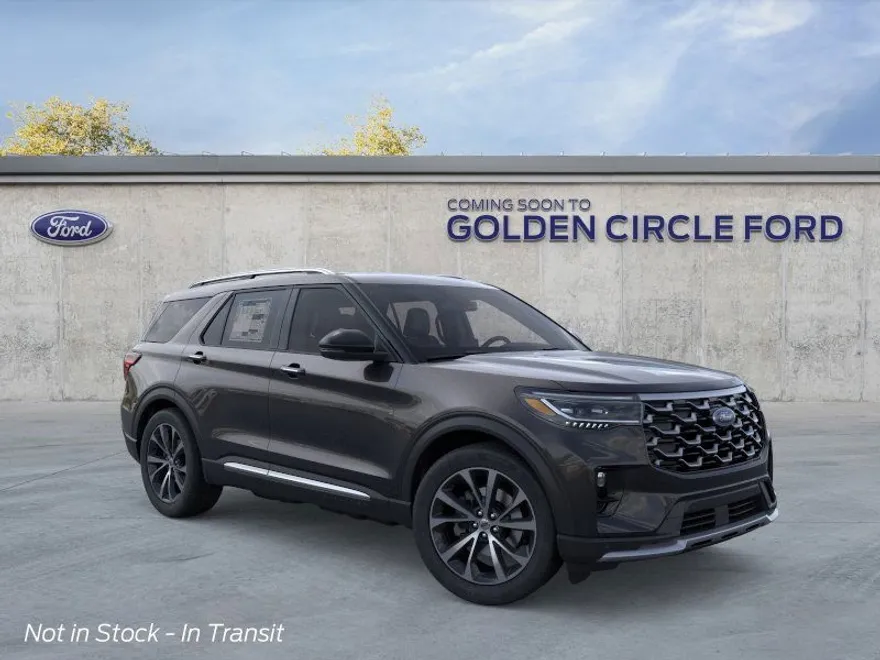 2025 Ford Explorer Platinum photo 1