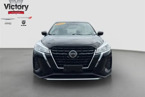 2021 Nissan Kicks S photo 2