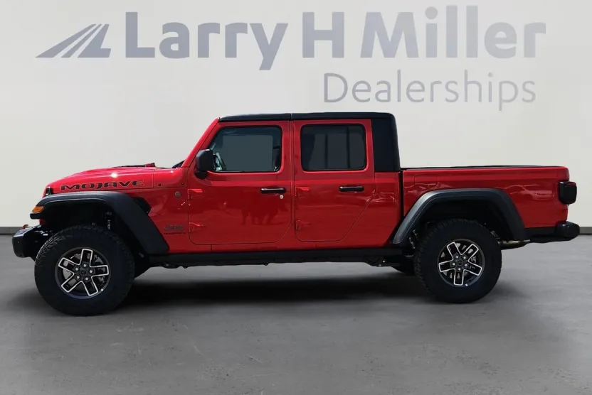 2025 Jeep Gladiator Mojave photo 1
