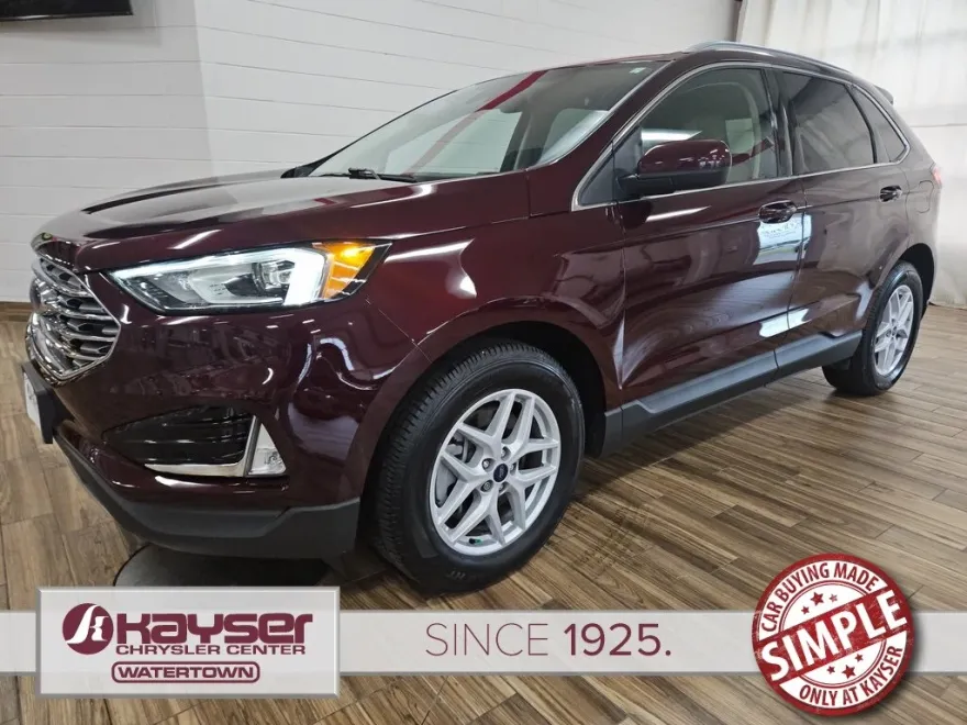 2021 Ford Edge SEL photo 1