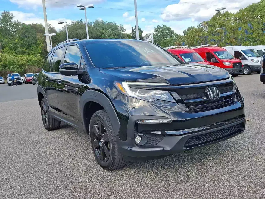 2022 Honda Pilot TrailSport photo 1
