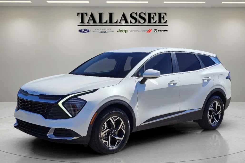 2024 Kia Sportage LX photo 1