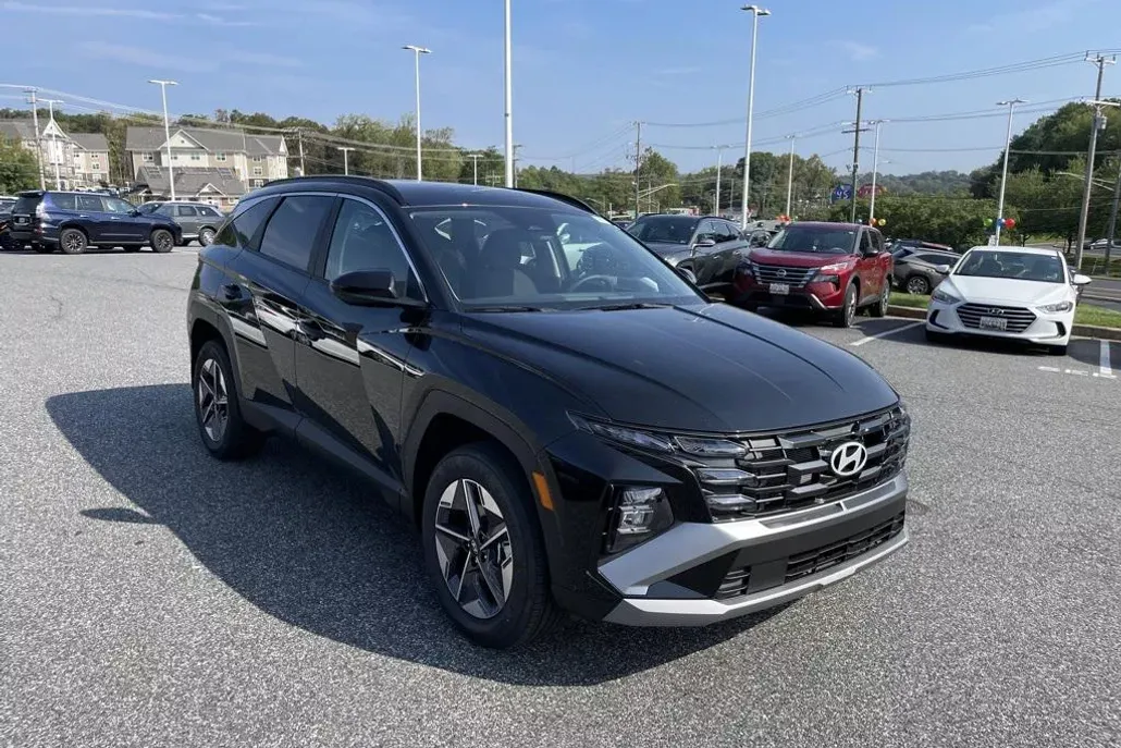 2026 Hyundai Tucson SEL photo 1