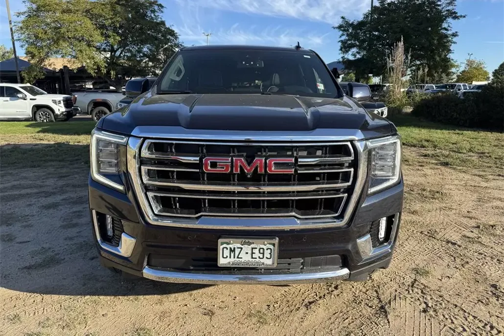 2023 Gmc Yukon XL SLT photo 1