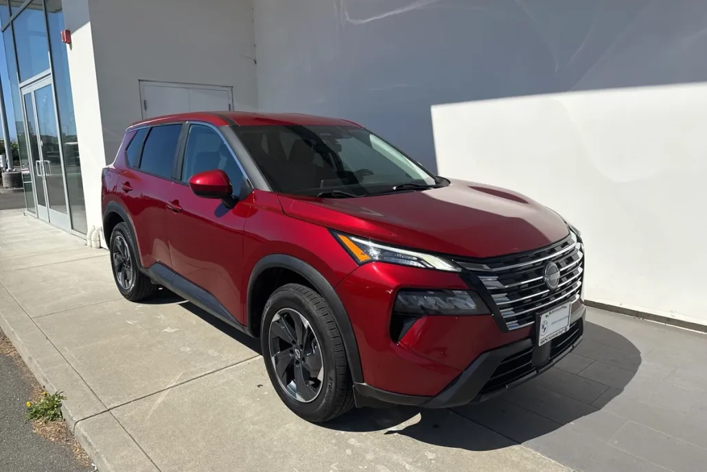 2024 Nissan Rogue SV photo 1