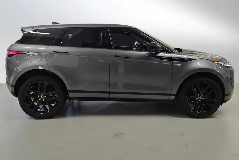 2024 Land Rover Range Rover Evoque Dynamic SE photo 1