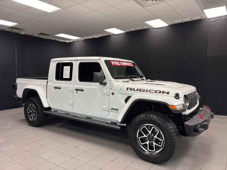 2024 Jeep Gladiator Rubicon photo 1