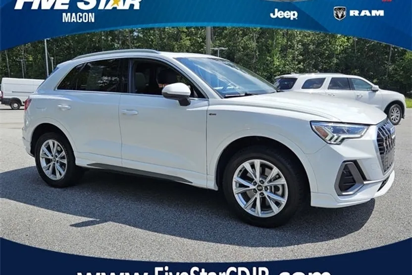 2023 Audi Q3 Premium S line photo 1