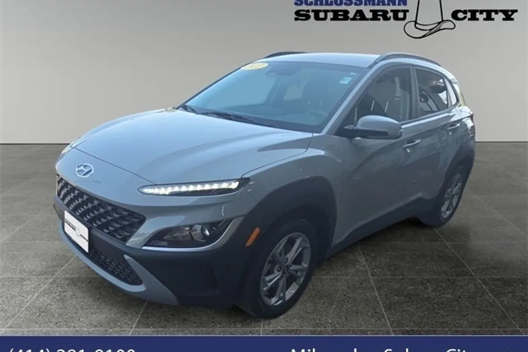 2022 Hyundai Kona SEL photo 1