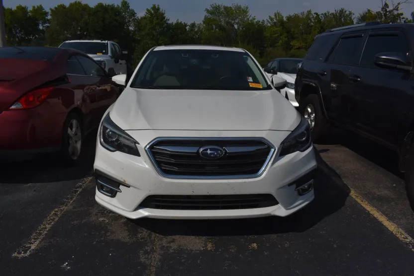 2018 Subaru Legacy Limited photo 1