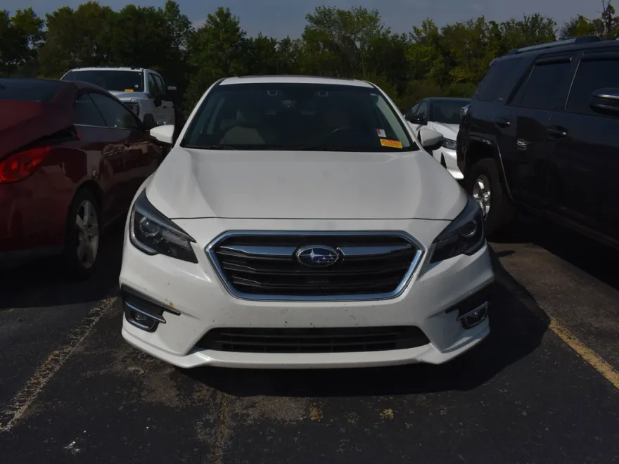 2018 Subaru Legacy Limited photo 1
