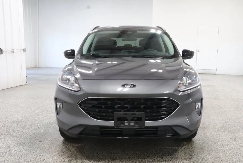 2021 Ford Escape SEL photo 1