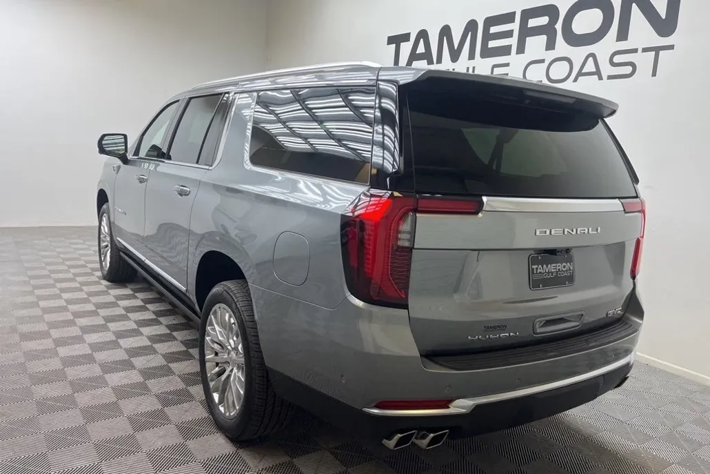 2025 Gmc Yukon XL Denali photo 1