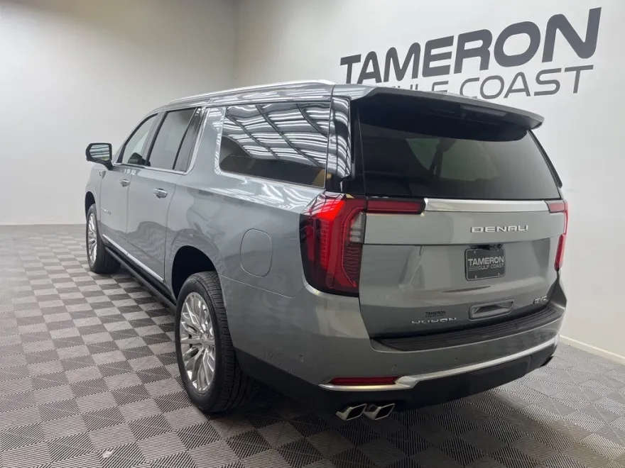 2025 Gmc Yukon XL Denali photo 1