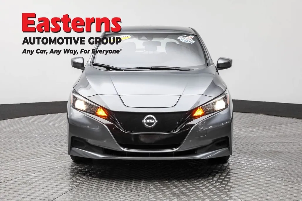 2024 Nissan Leaf S photo 1