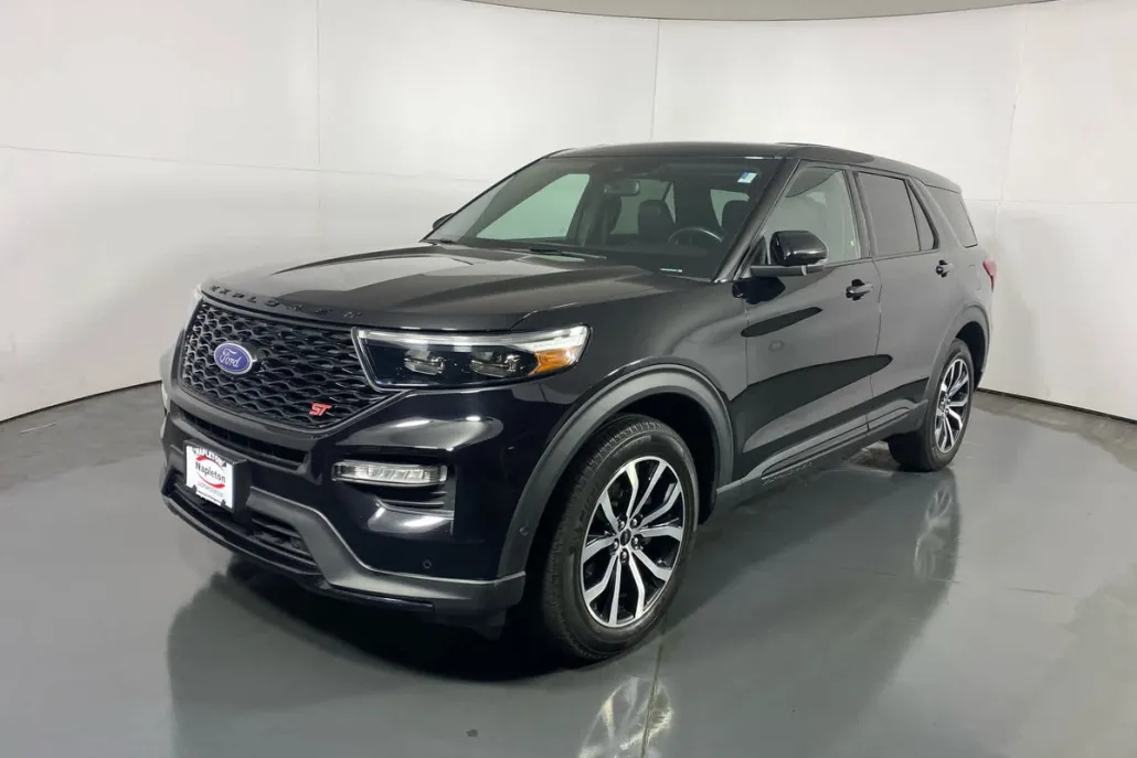 2021 Ford Explorer ST photo 1